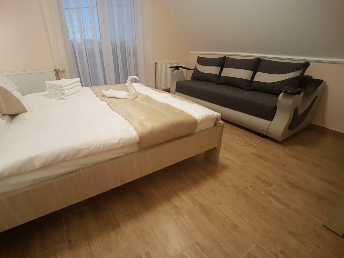 Villa Bellanova Hajdúszoboszló Esterno foto